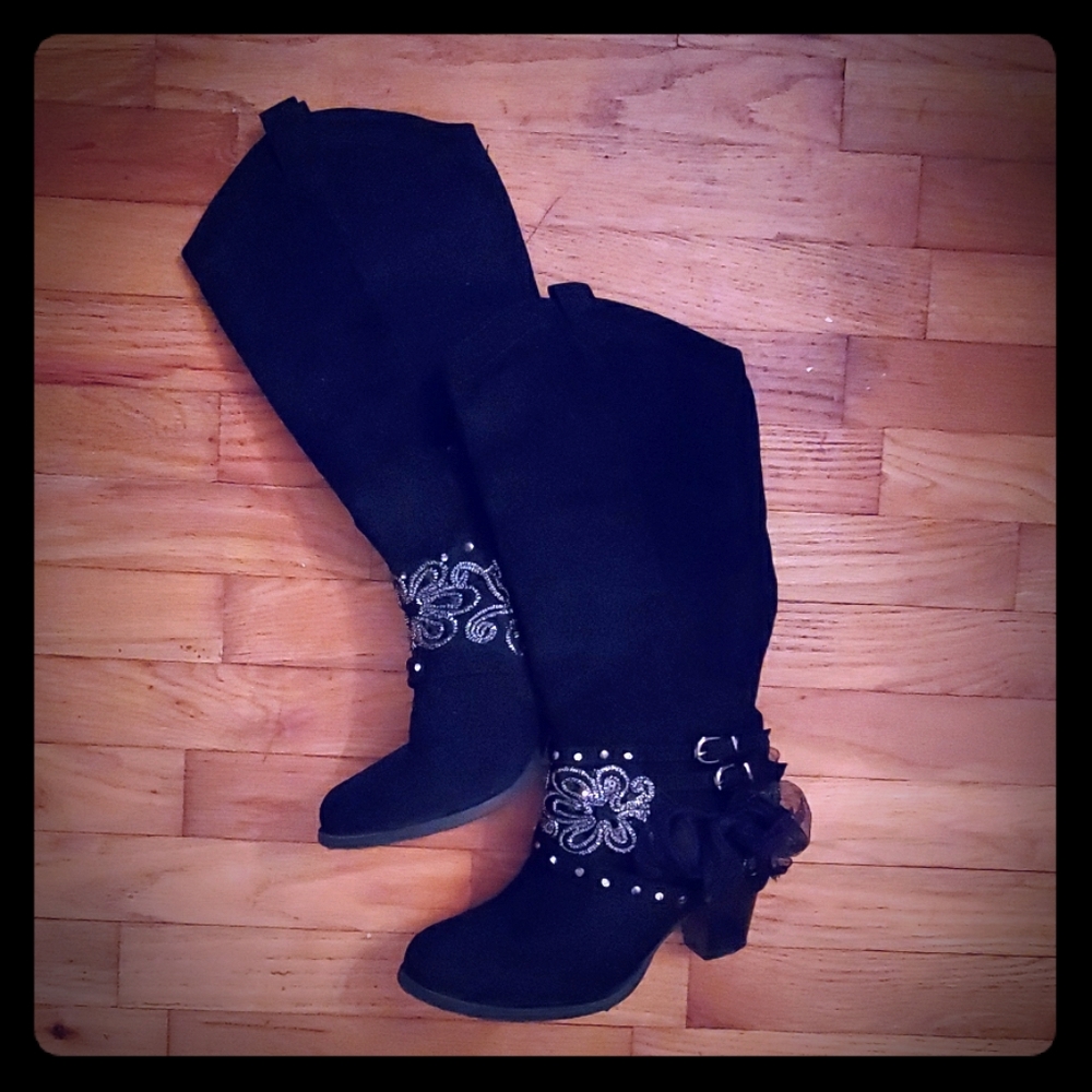 Top of calf boots